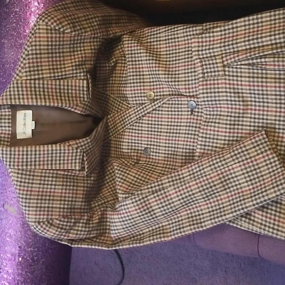 Two piece fully lined skirt suit